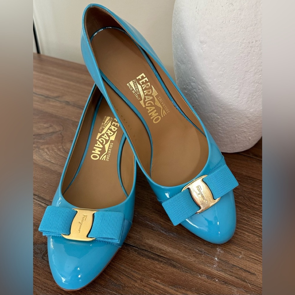 New Salvatore Ferragamo - size 7 1/2